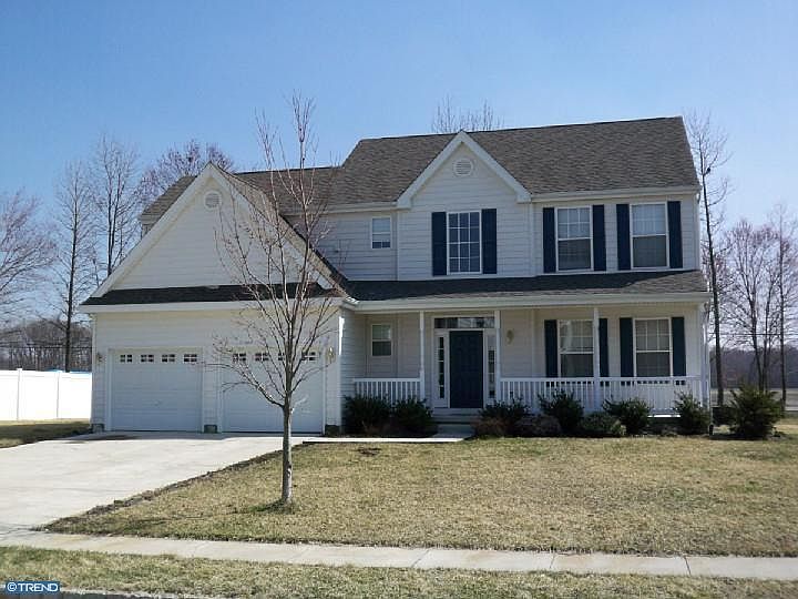 1st image of 112 Magnolia Dr