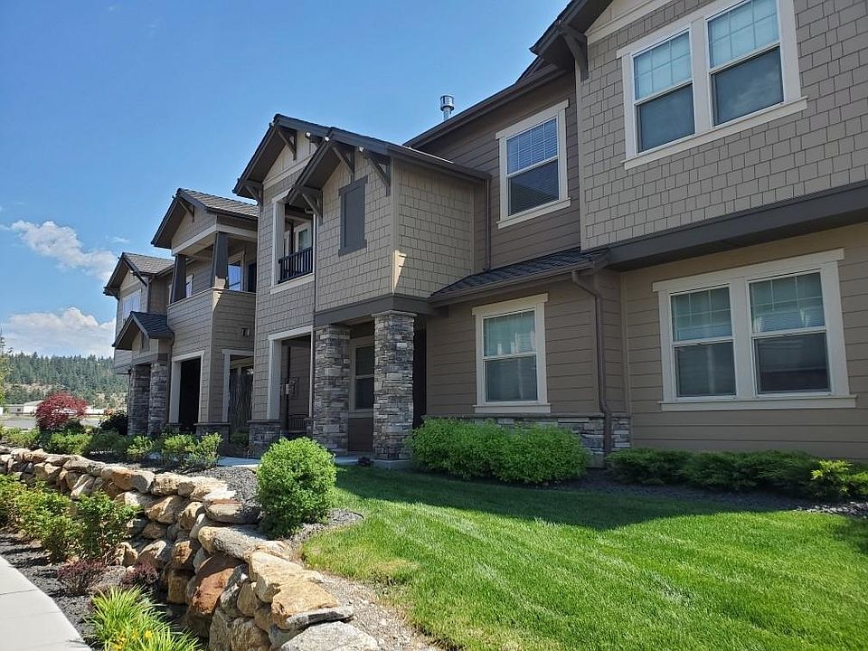 1st image of 24493 E Pinnacle Ct E