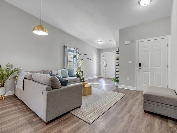 5th image of 1069 Lacey Ln