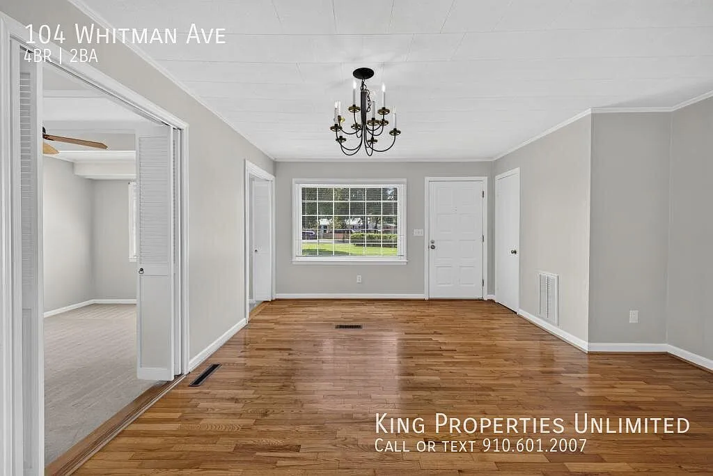 104 Whitman Ave — Photo 2