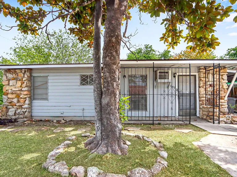 4602 Centralia Dr #CASITA — Photo 6