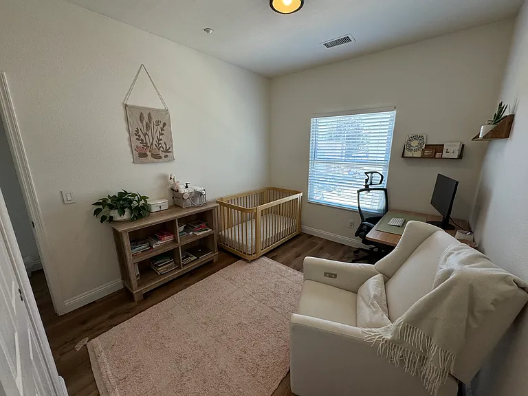 2919 E St #1 — Photo 16