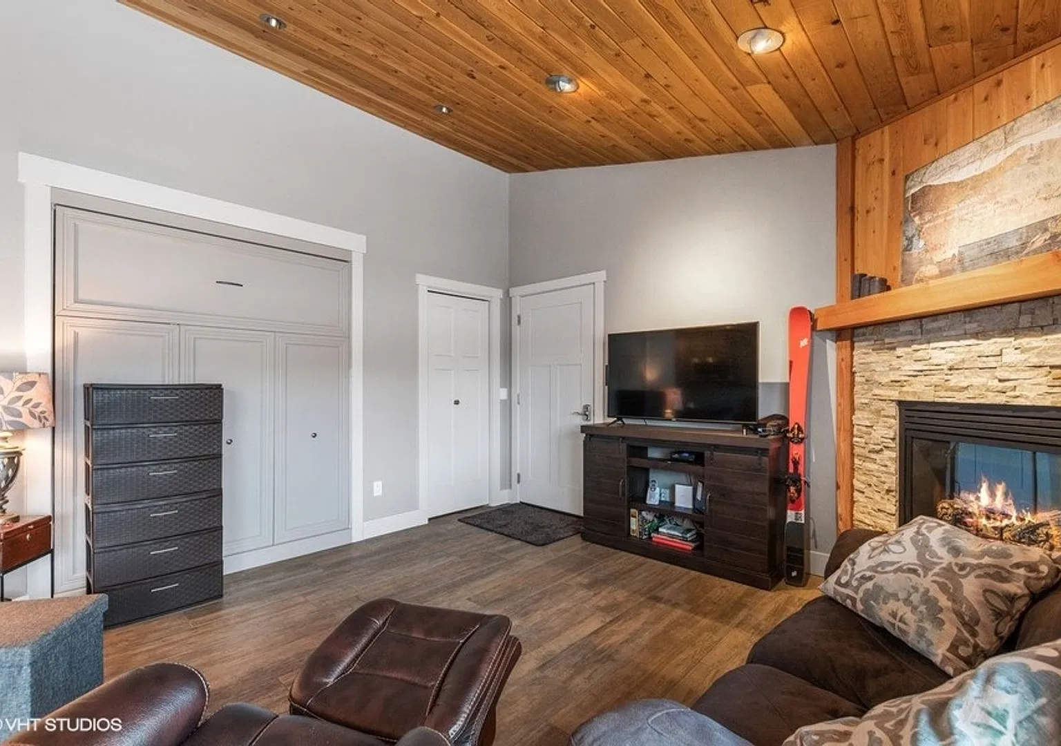 1 bedroom, 1 bath condo on Whitefish Lake — Photo 3