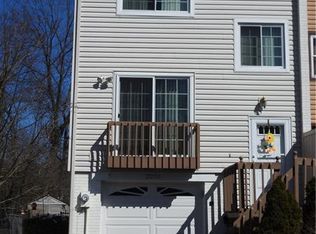 3205 Camberly Dr, Gibsonia, PA