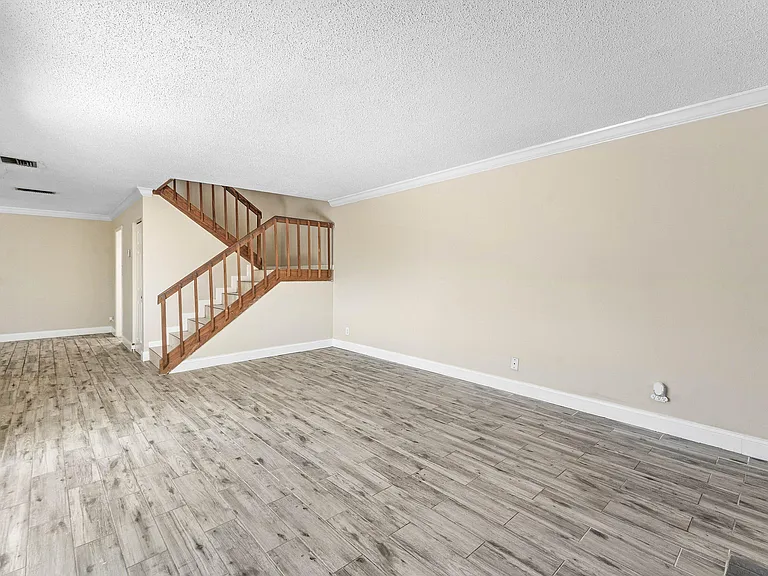1534 Forest Lakes Cir #D — Photo 27