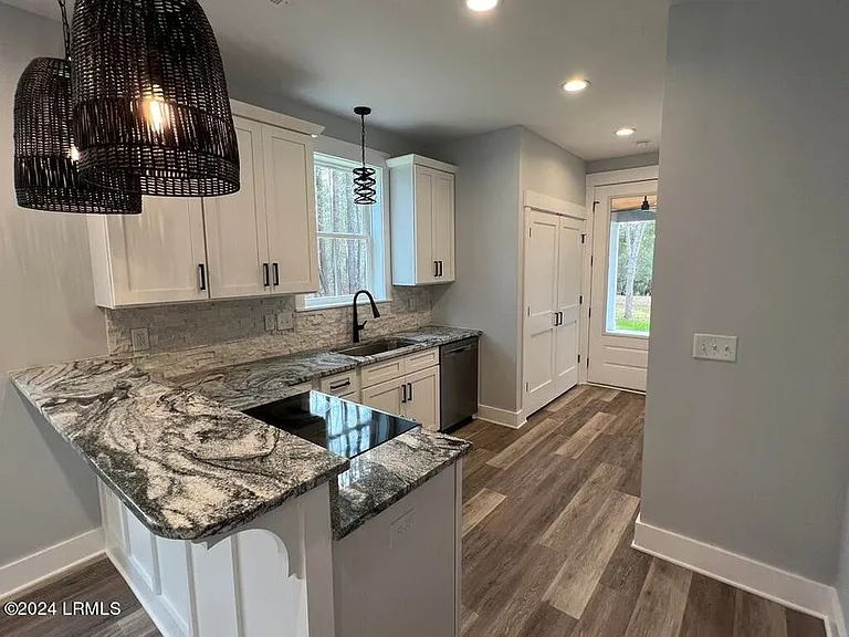 58 Founders Oak Way — Photo 5