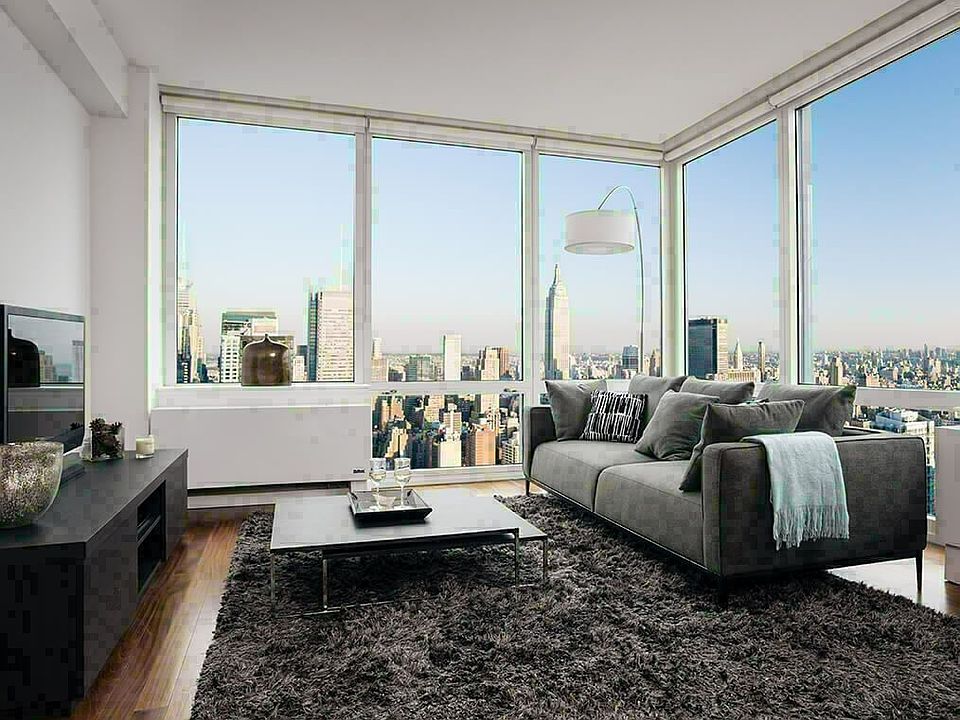 1st image of 610 W 42nd St #S44f