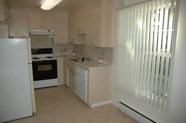 1259 Ayala Dr #1 — Photo 2