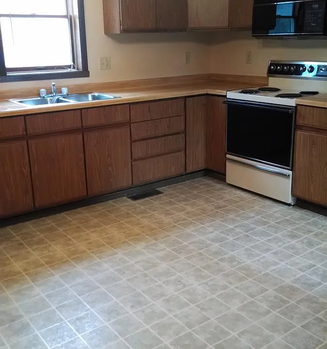 Kitchen Pic 3
