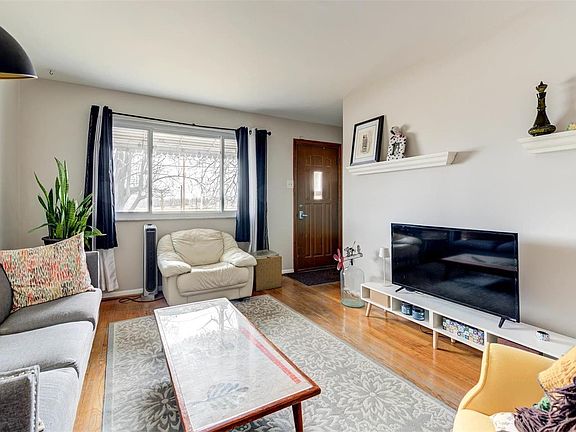 4th image of 6124 Berthold Ave