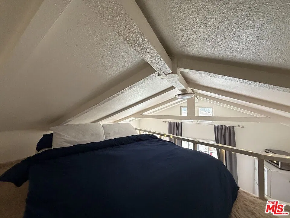 1 bed, 1.0 bath, 300 sqft, $2,199 — Photo 4