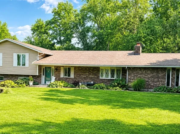 2075 Erickman Ln, Xenia, OH 45385