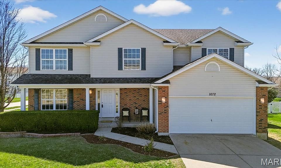 1st image of 1072 Dardenne Woods Dr