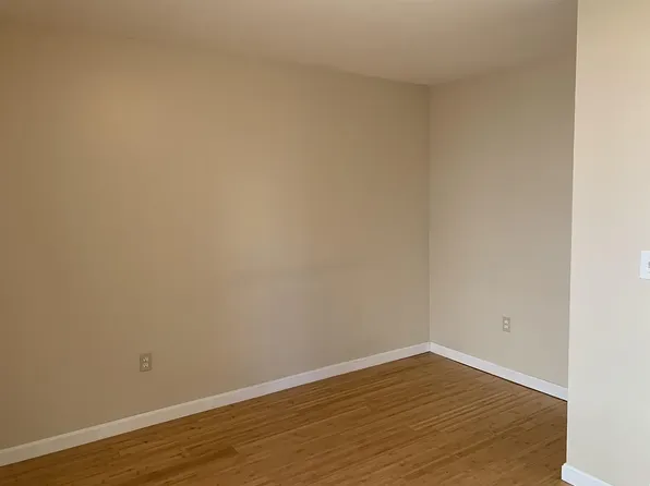 (undisclosed Address), Worcester, MA 01610