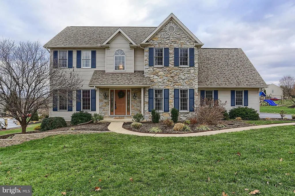 1335 Sylvan Rd photo 1