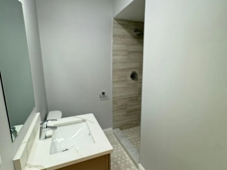 544 Whitney Ave — Photo 34