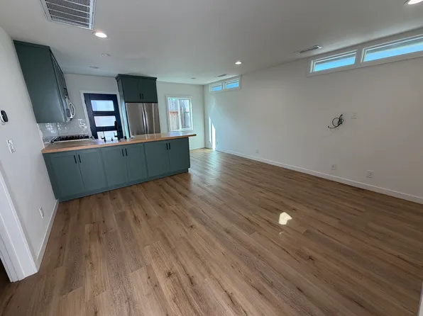 4854 S Centinela Ave #1, Los Angeles, CA 90066