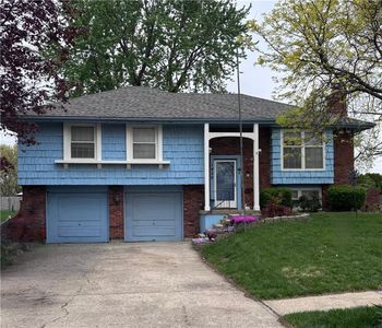 1020 W Wabash St, Olathe, KS, 66061