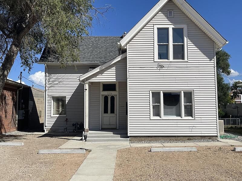 1st image of 1106 7th Ave APT 1