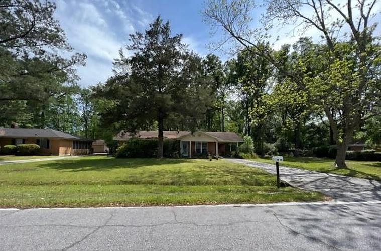 1st image of 831 Barnsley Rd