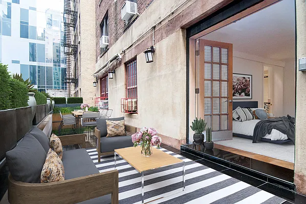 Rented by WAM Partners - William Moses Co. | media 10