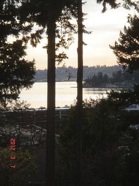 5th image of 11641 100th Ave NE APT 6B