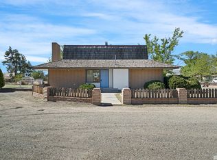 410 Madden Ln, Yerington, NV 89447