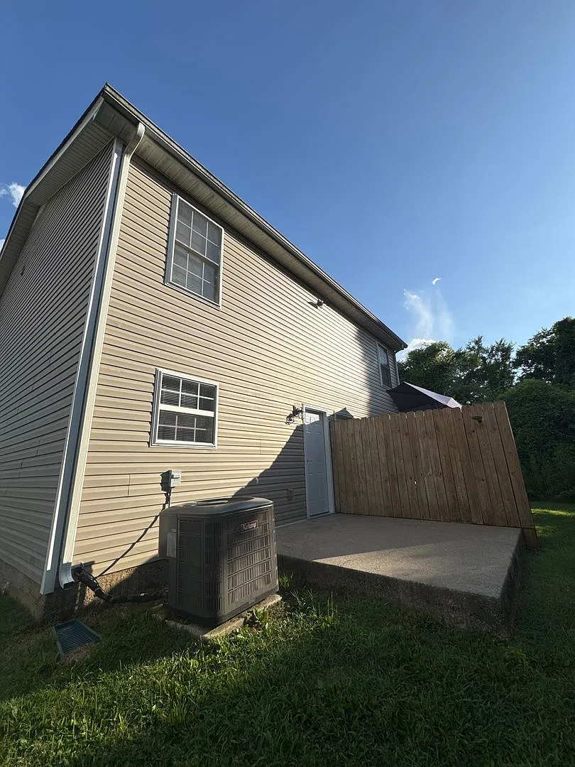 Charming 2-Bedroom Duplex in Murfreesboro! Updated Interior & Convenient Location! — Photo 4