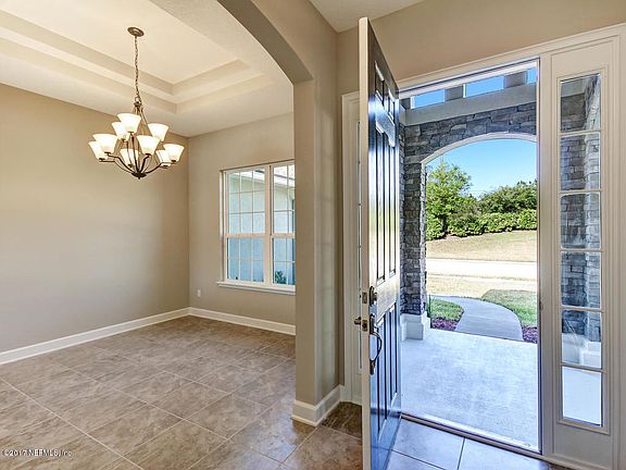 4th image of 32769 Sunny Parke Dr