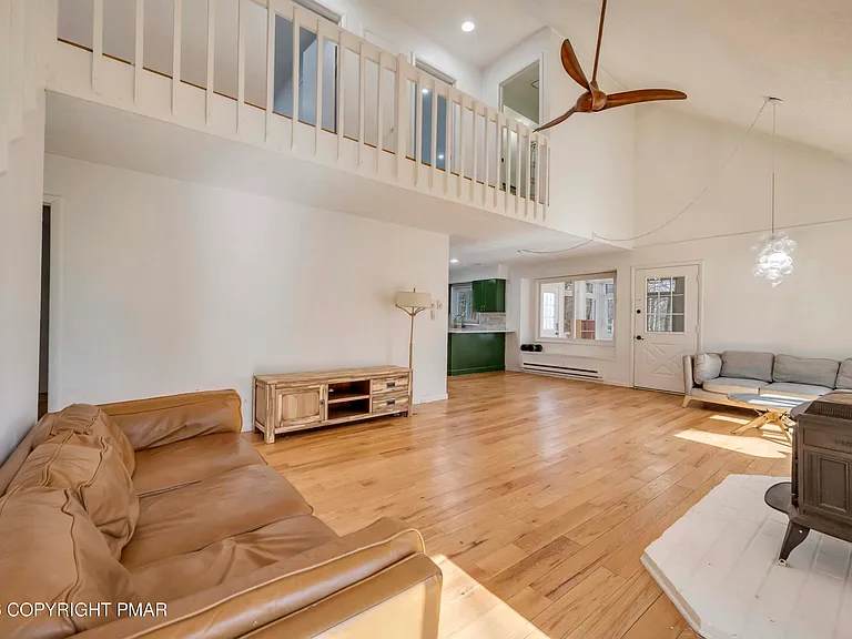 187 Bellingham Dr — Photo 24
