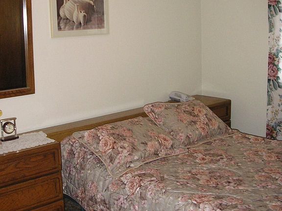 5th image of 12923 Corby St