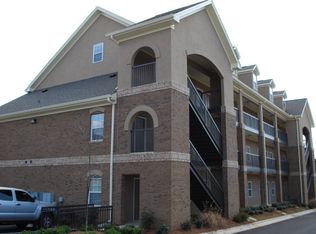 320 W Glenn Ave APT 101, Auburn, AL 36830