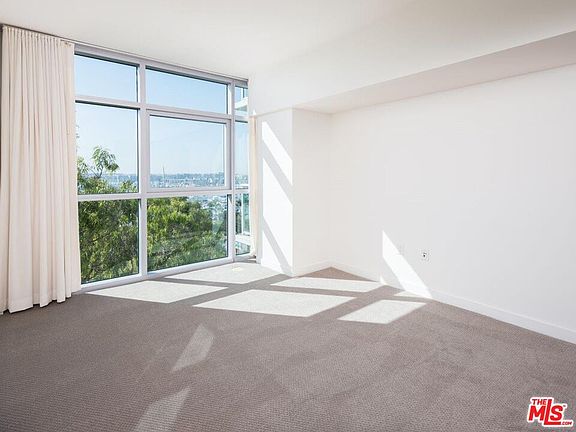 3rd image of 13700 Marina Pointe Dr Unit 704