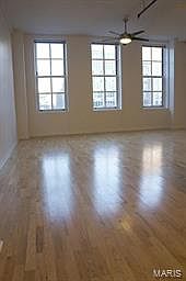 3rd image of 1501 Locust 302
