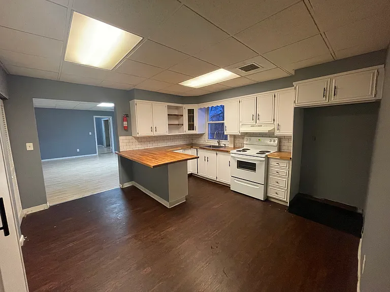 246 McBride Ave #2 — Photo 5
