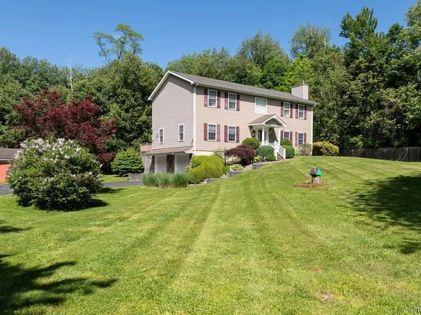 65 Marges Way, Hopewell Junction, NY 12533