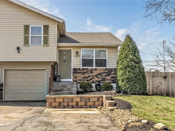 1019 N Jan Mar St, Olathe, KS 66061