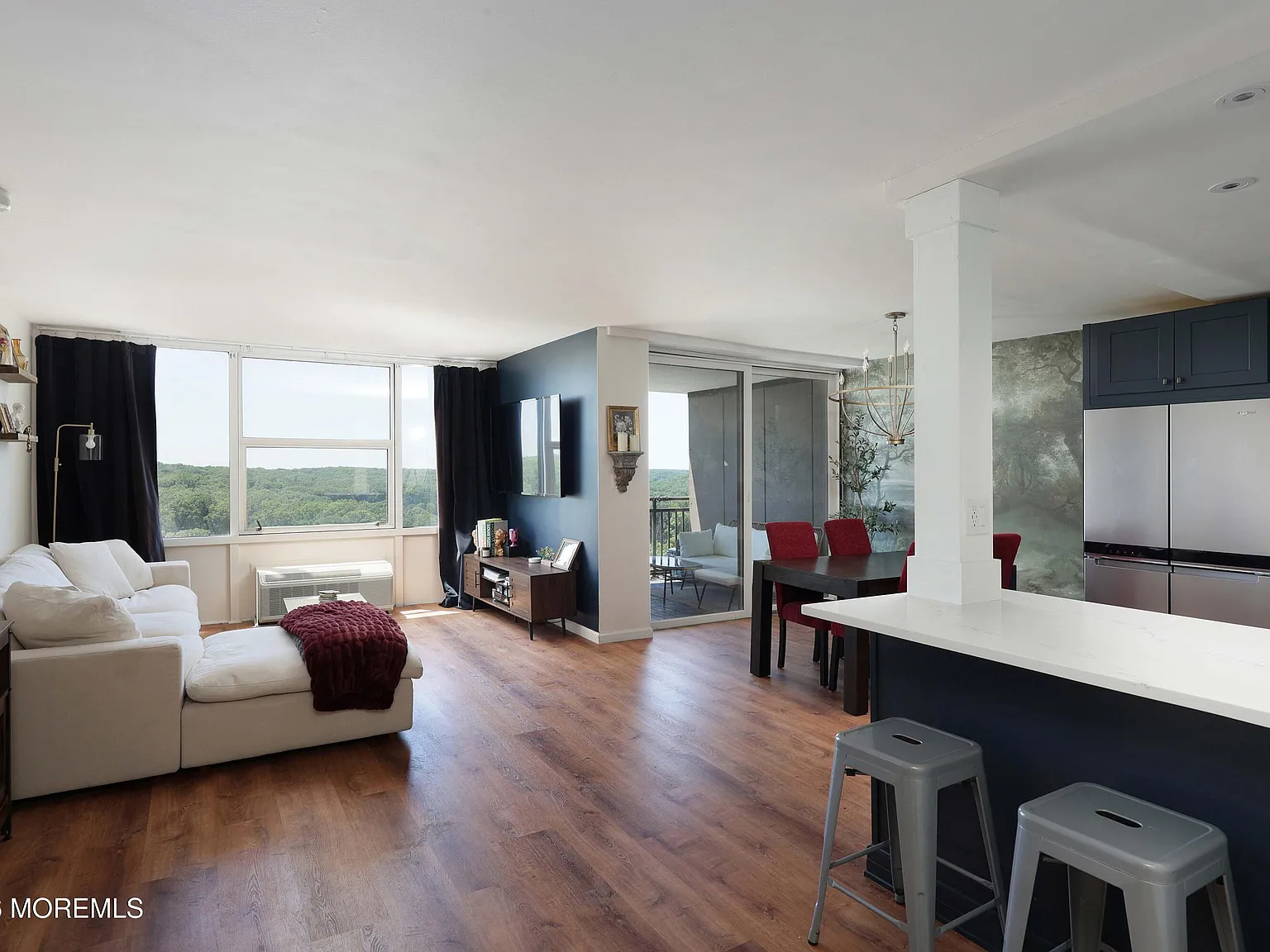 1 bed, 893 sqft, $3,000 — Photo 3