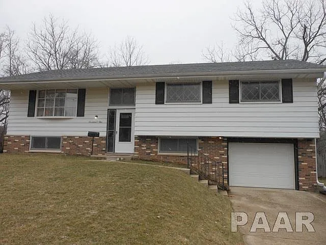 1705 N Autumn Ln photo 1