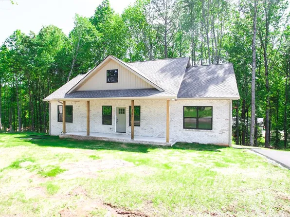 377 Crossvine Rd, Sparta, TN 38583