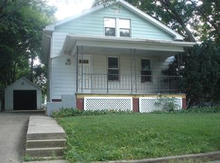 917 W Tremont St, Champaign, IL 61821