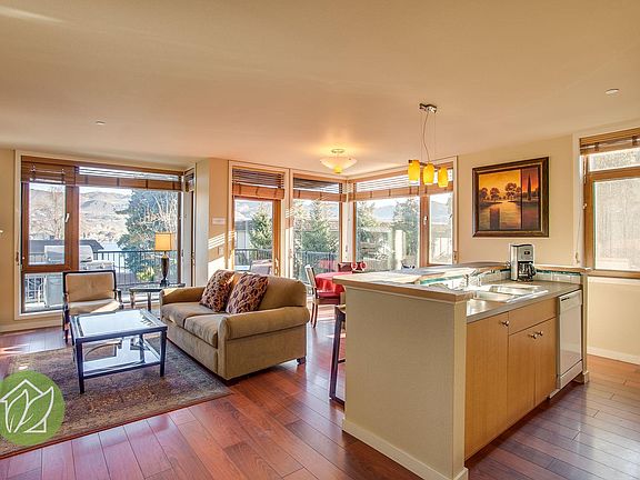 3rd image of 2220 W Woodin Ave #112