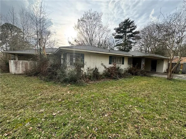 5585 Melrose Blvd, Baton Rouge, LA 70806