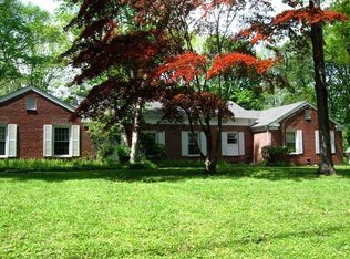 28 High Meadow Rd, Weston, CT 06883