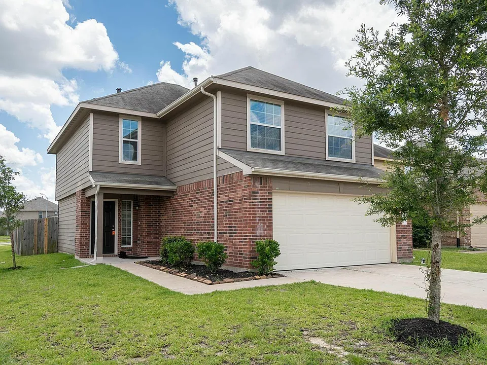 19003 Dove Glen Dr