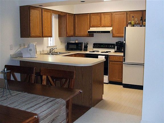5th image of 104 Laforet Court