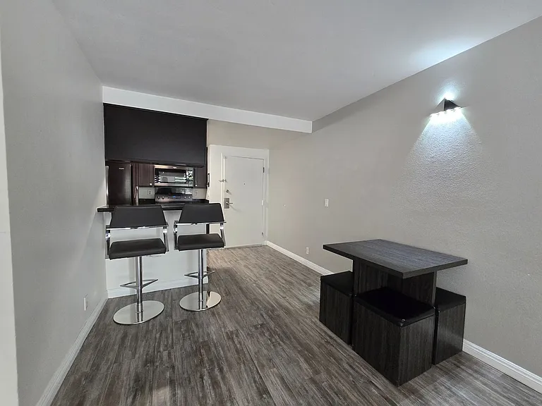 5540 Lindo Paseo #3 — Photo 13