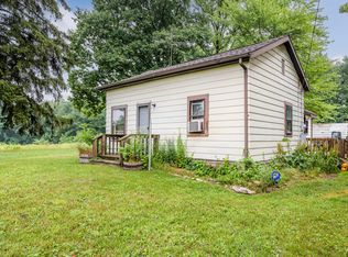 8979 Territorial Rd, Benton Harbor, MI 49022