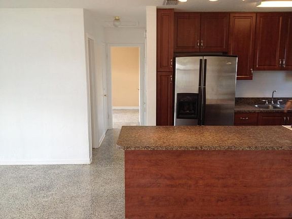 5th image of 2875 SE Merritt Ter