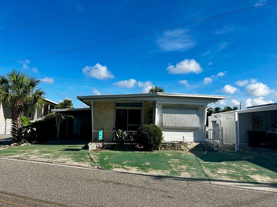 1st image of 2315 Bay Dr